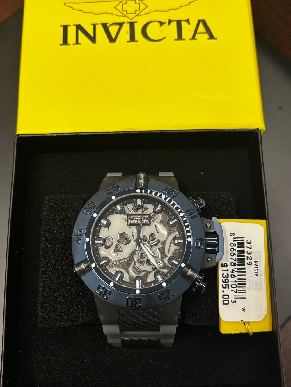 INVICTA Subaqua Chronograph Quartz Black Dial Skull Men's Watch 37329 New - Picture 3 of 11
